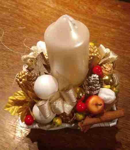 Svícen adventní - bílá svíčka